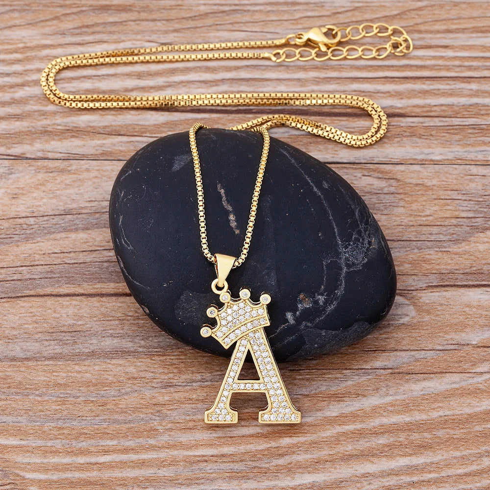 Collar con colgantes letras personalizadas de Lujo dorada