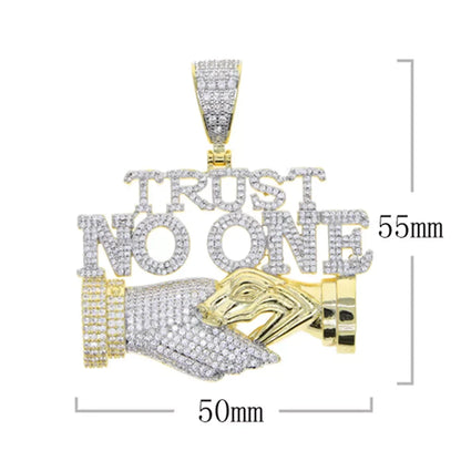 Collar Iced Out Trust No One (No confíes en nadie)